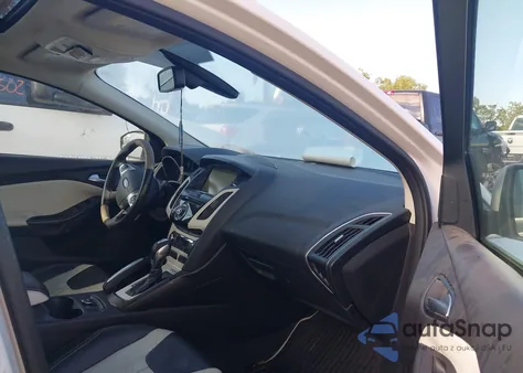 2012 Ford Focus Titanium из США, поврежденный, VIN 1FAHP3N21CL248521